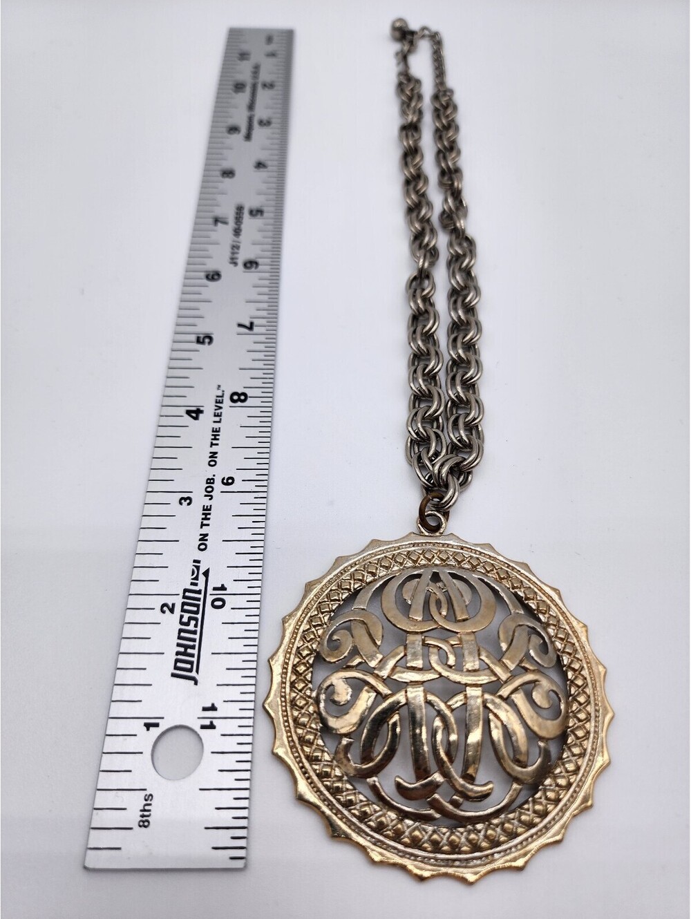 Vintage Monet Gold Medallion Necklace 1970s Arabic Inspired Pendant Chunky Chain - Picture 11 of 11